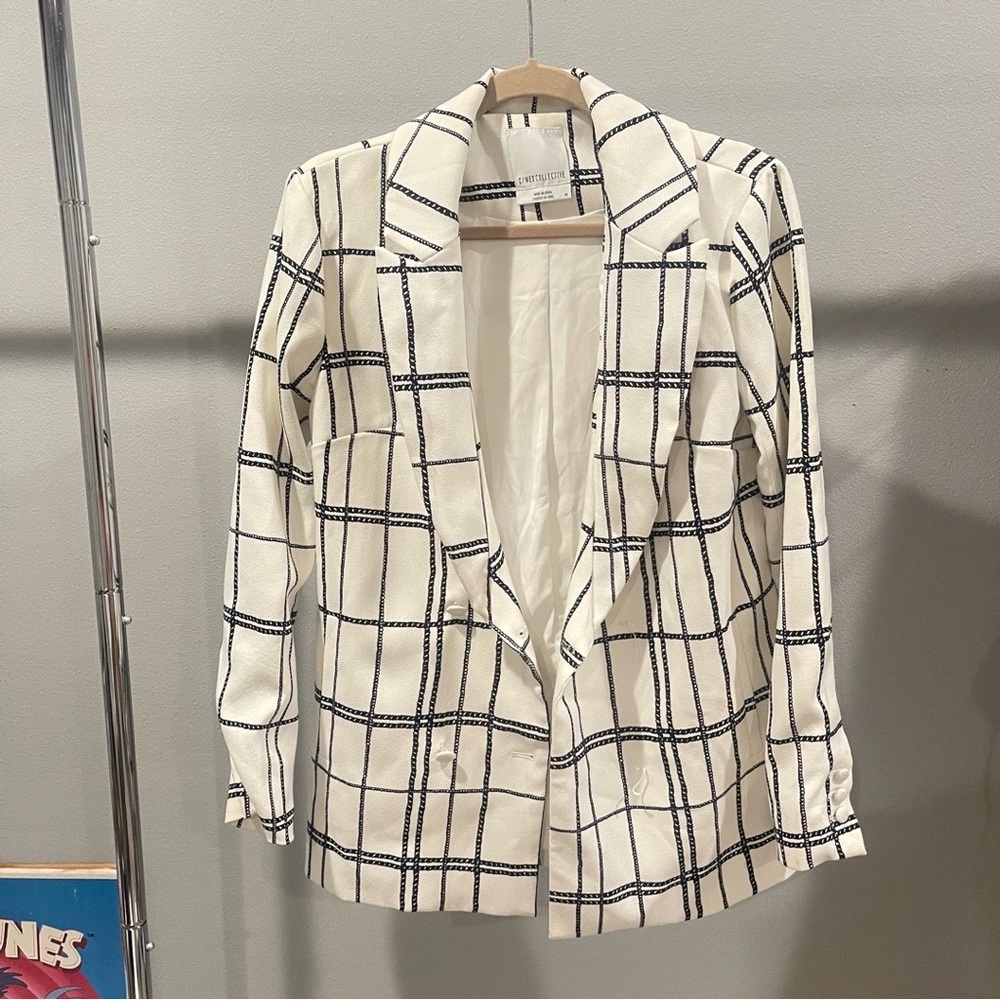 C/MEO Collective White and Black Plaid Blazer - Picture 2 of 2